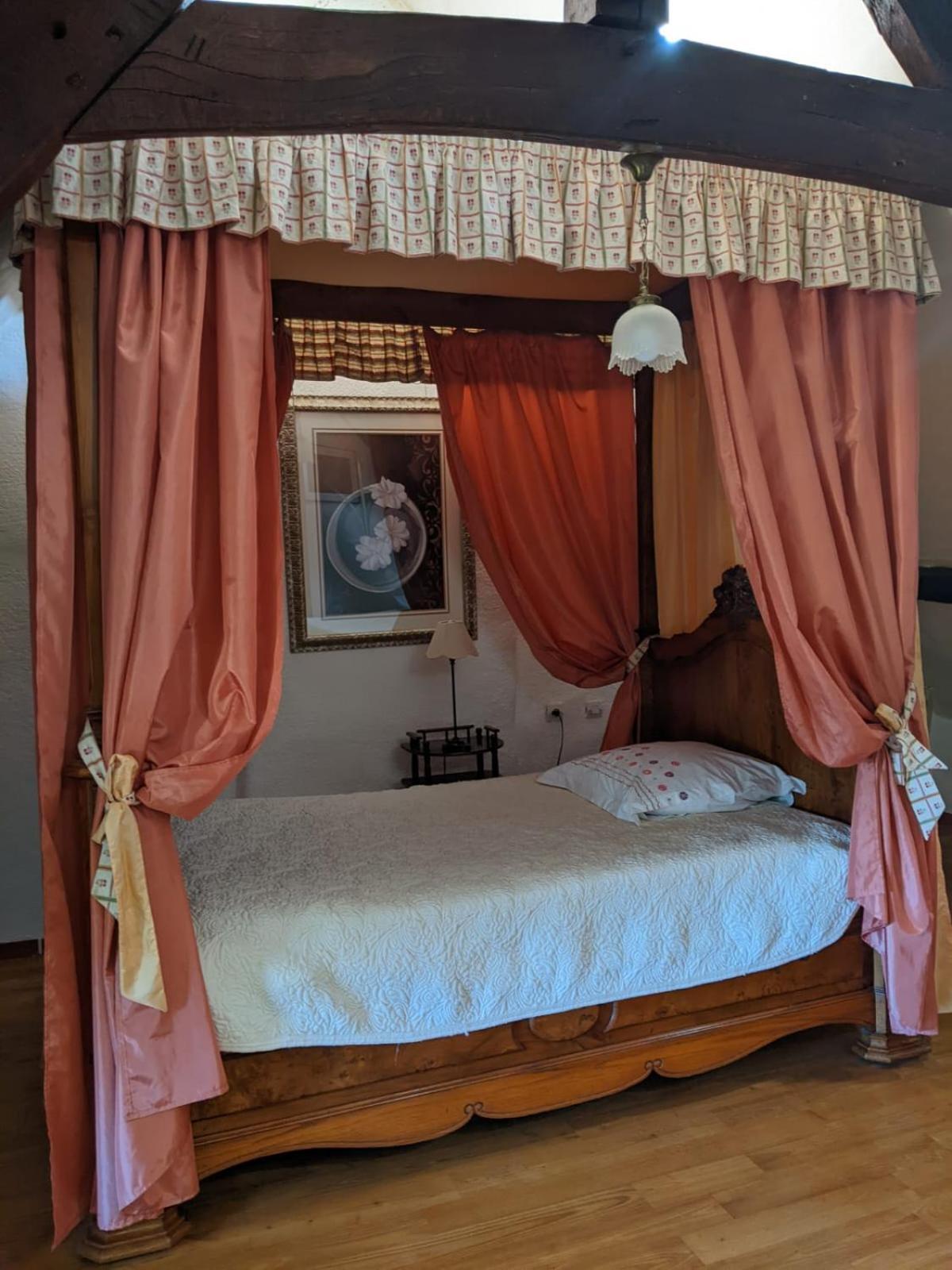 Les Fougerêts Chambre D'Hotes Saint Jacob Relais De Chasse Du XVIII Siecle מראה חיצוני תמונה